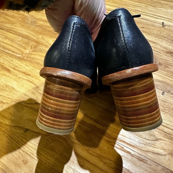 Neosens Women’s Black Leather Cylinder Block Heel Shooties Minimalist Neutral - Picture 12 of 12